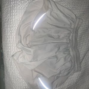 white lululemon shorts